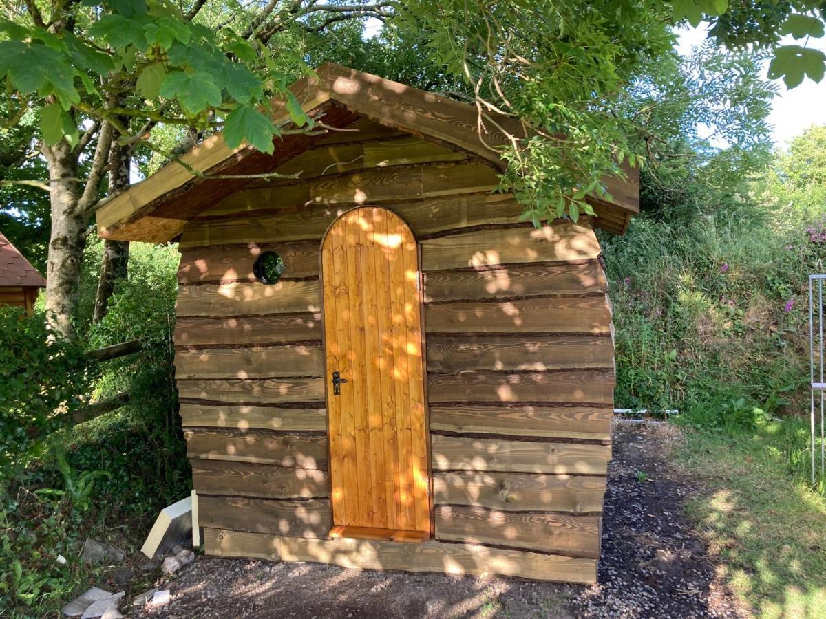 فندق The Hobbit Hole Zelah المظهر الخارجي الصورة